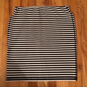 Old Navy Striped Pencil Skirt